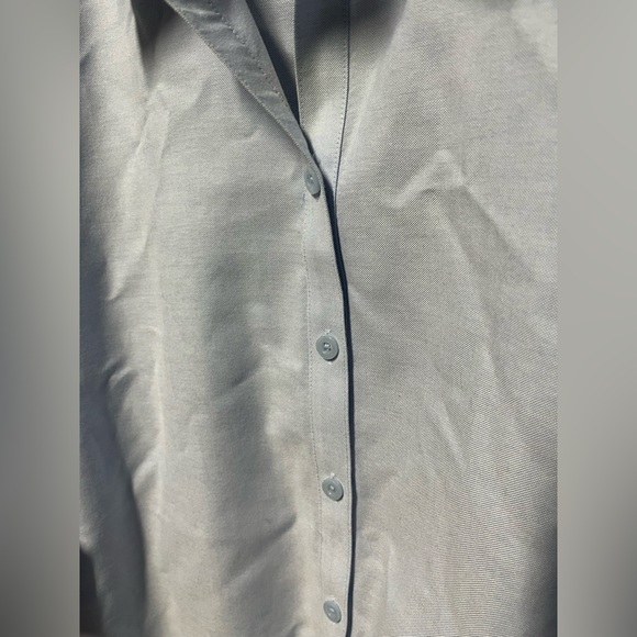 Chicos The Front Shirt Button Collared Tie Chambray 3/4 Sleeve Light Blue 3 - Picture 2 of 3